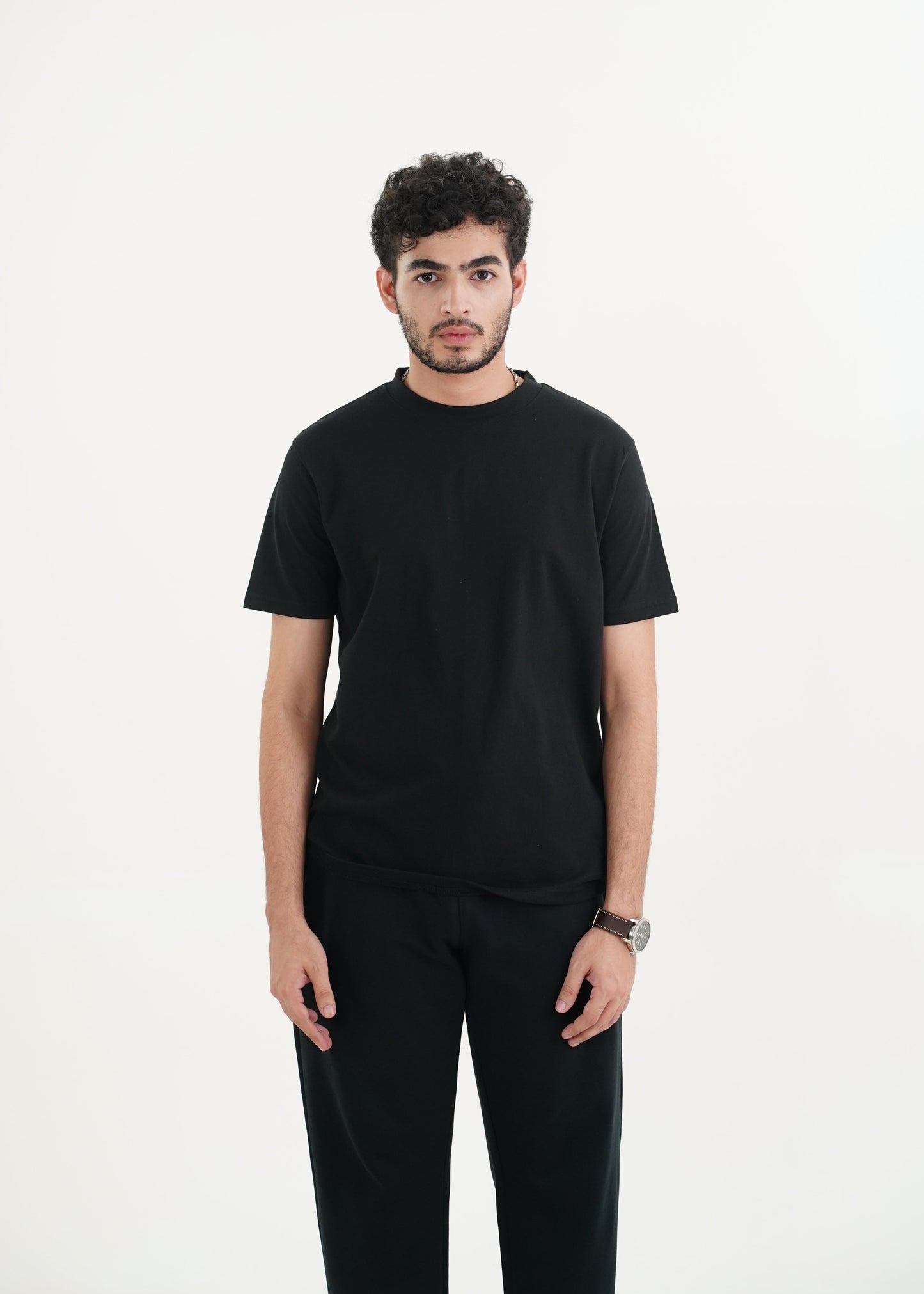 BASIC BLACK T-SHIRT