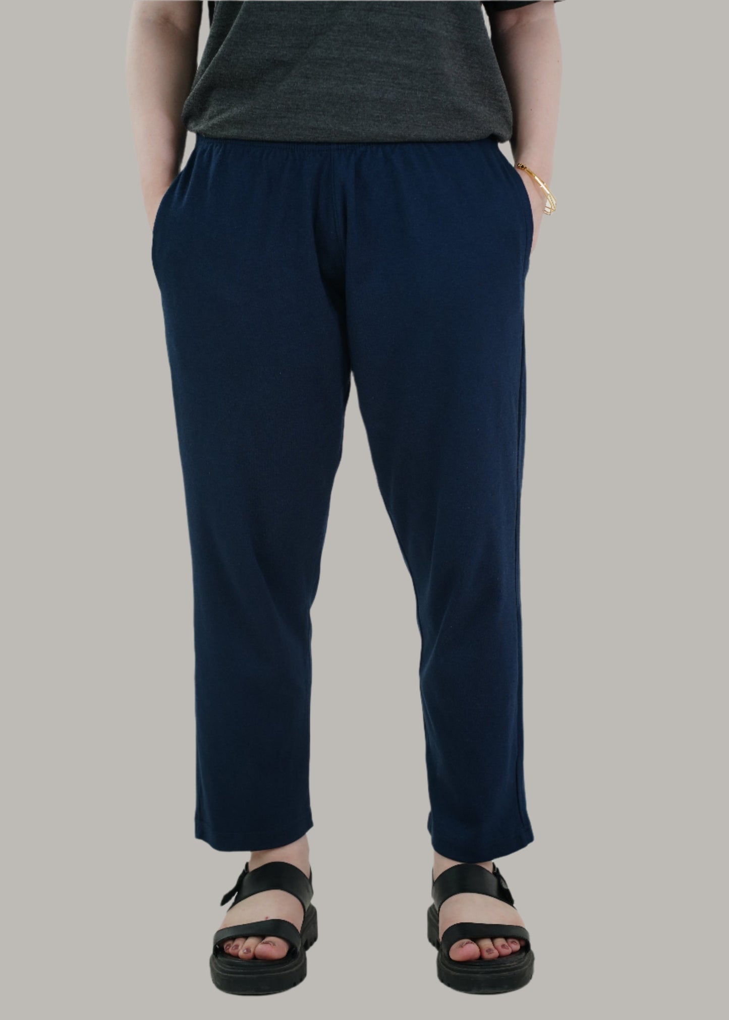 COTTON NAVY ANKLE TROUSER