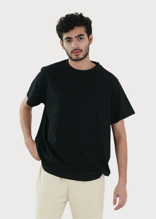 BASIC RELAXED BLACK TEE