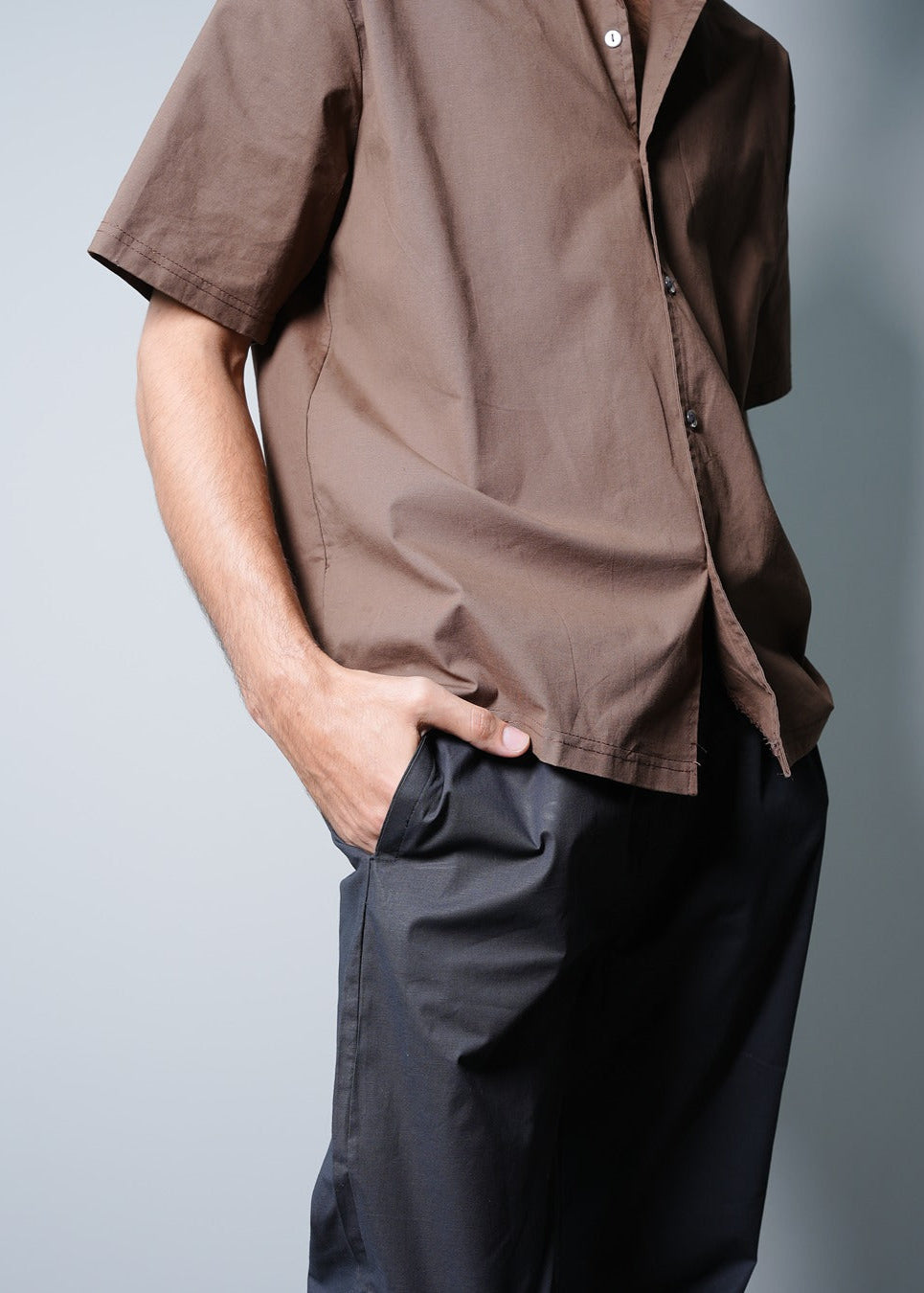 CAMP COLLAR COTTON SHIRT IN BROWN