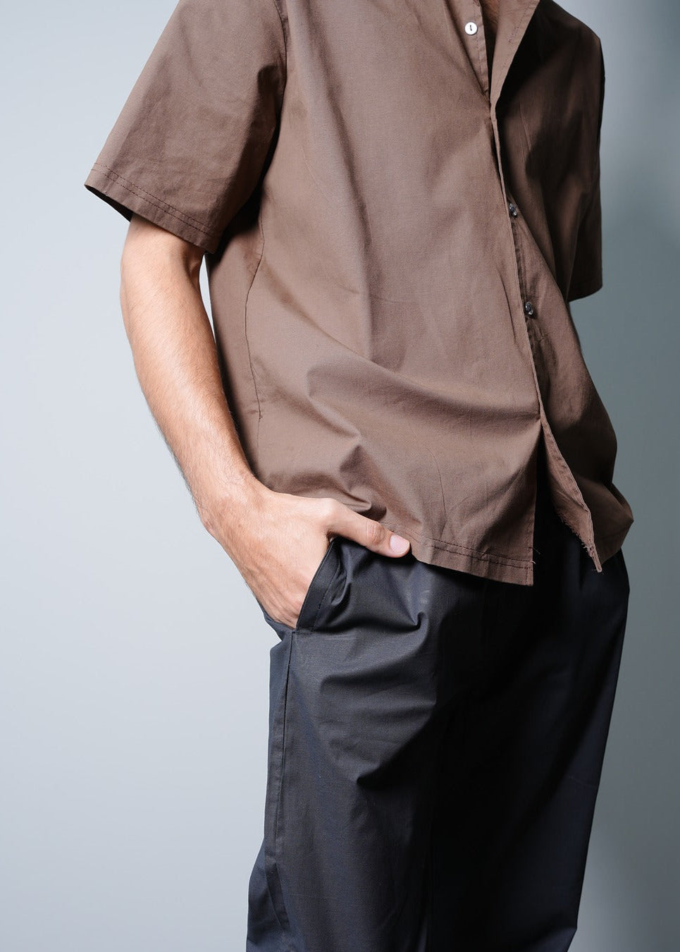 CAMP COLLAR COTTON SHIRT IN BROWN WITH TROUSER
